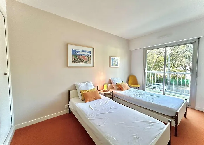 Confortable T3, 6 Couchages, Terrasse Et Parking - Quartier Benoit, - Fr-1-245-152 Apartmán