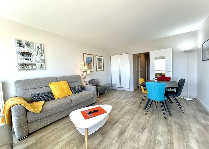 Confortable T3, 6 Couchages, Terrasse Et Parking - Quartier Benoit, - Fr-1-245-152 *